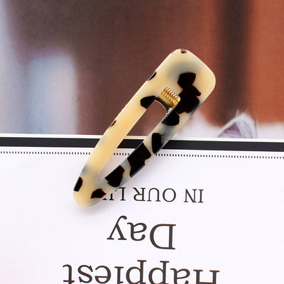 Girls Acrylic Headwear