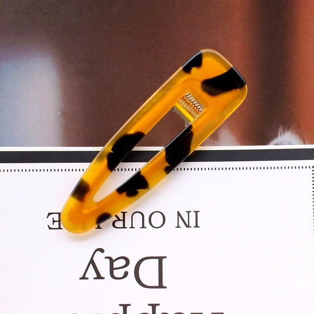 Girls Acrylic Headwear